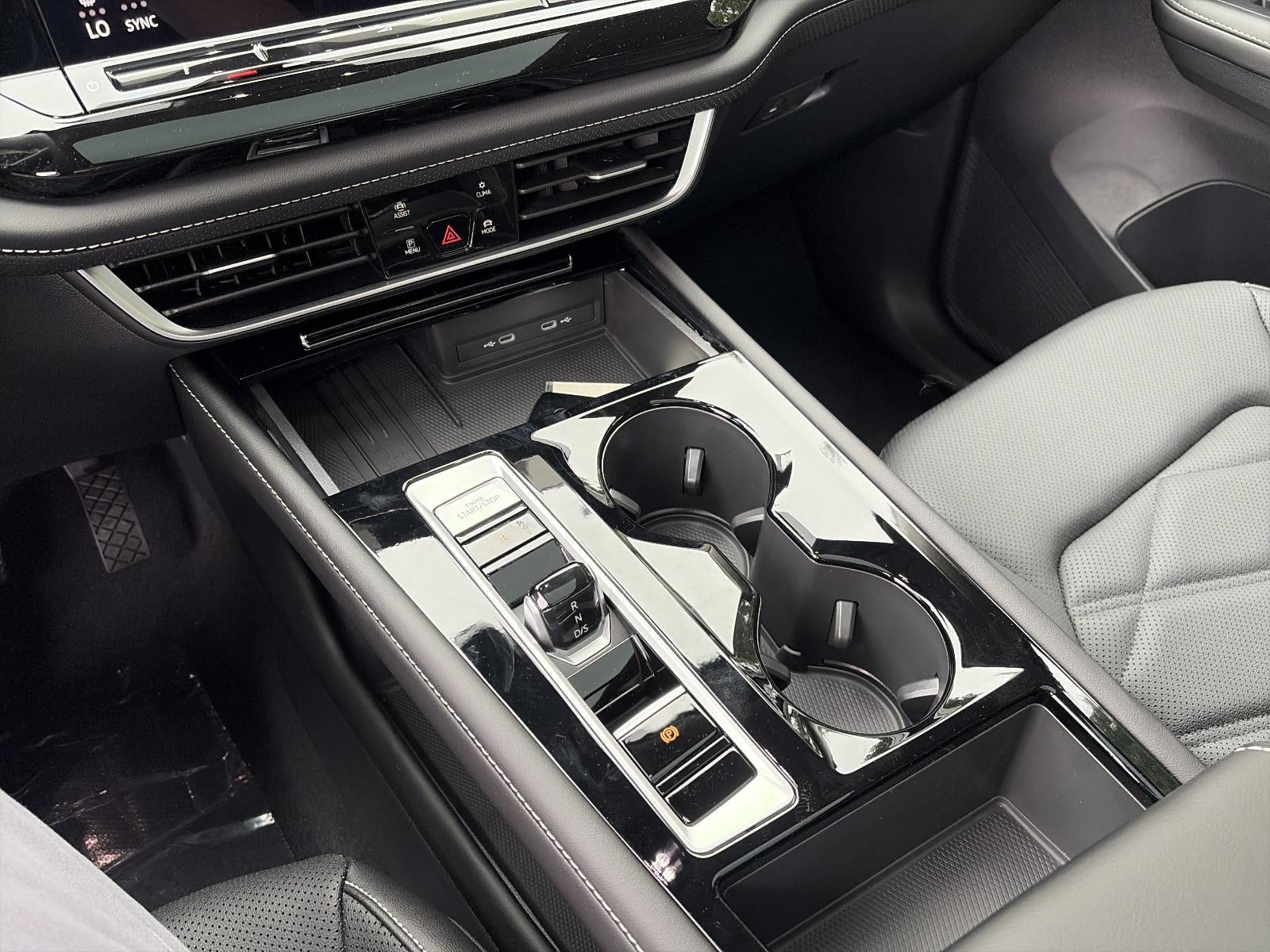 2026 Volkswagen Atlas 2.0T SE w/Technology 4MOTION