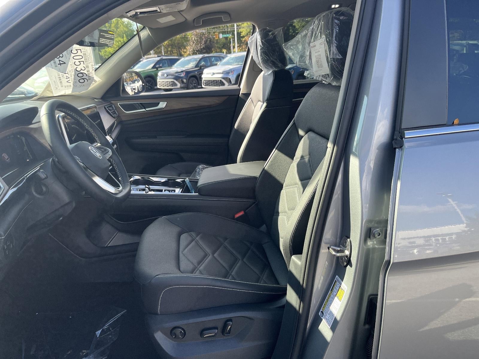 2026 Volkswagen Atlas 2.0T SE w/Technology 4MOTION