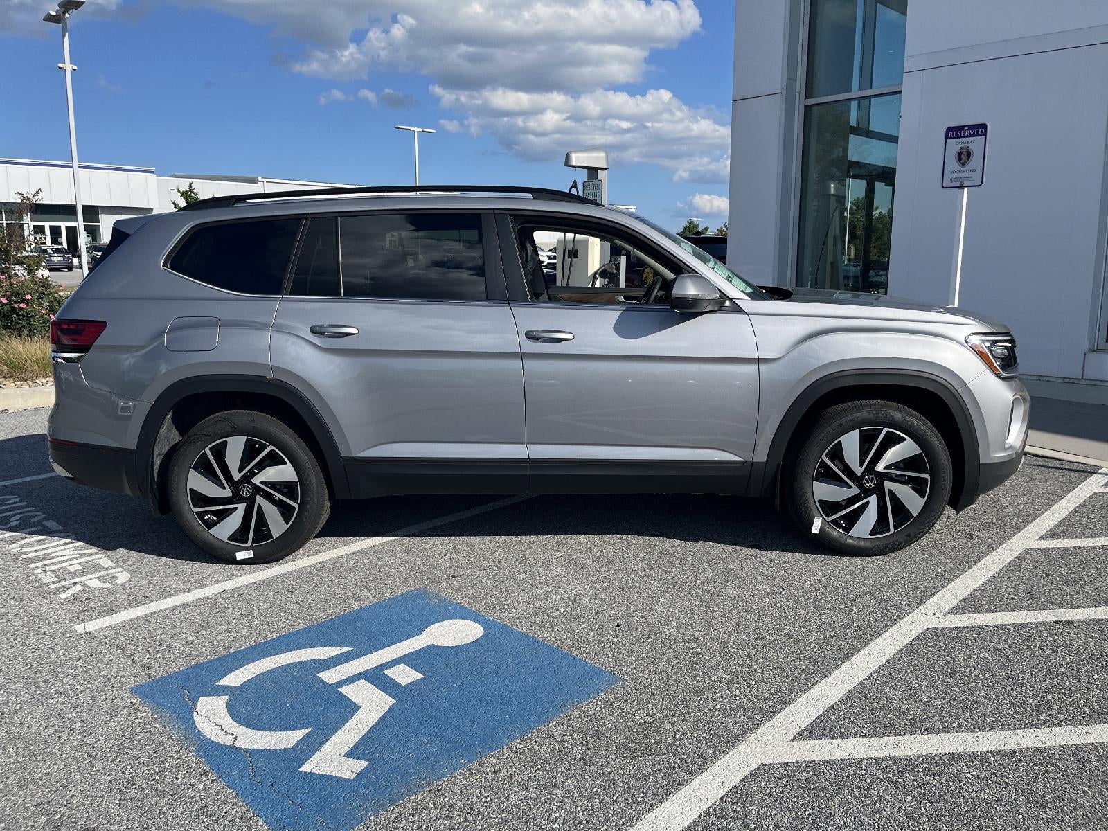 2026 Volkswagen Atlas 2.0T SE w/Technology 4MOTION