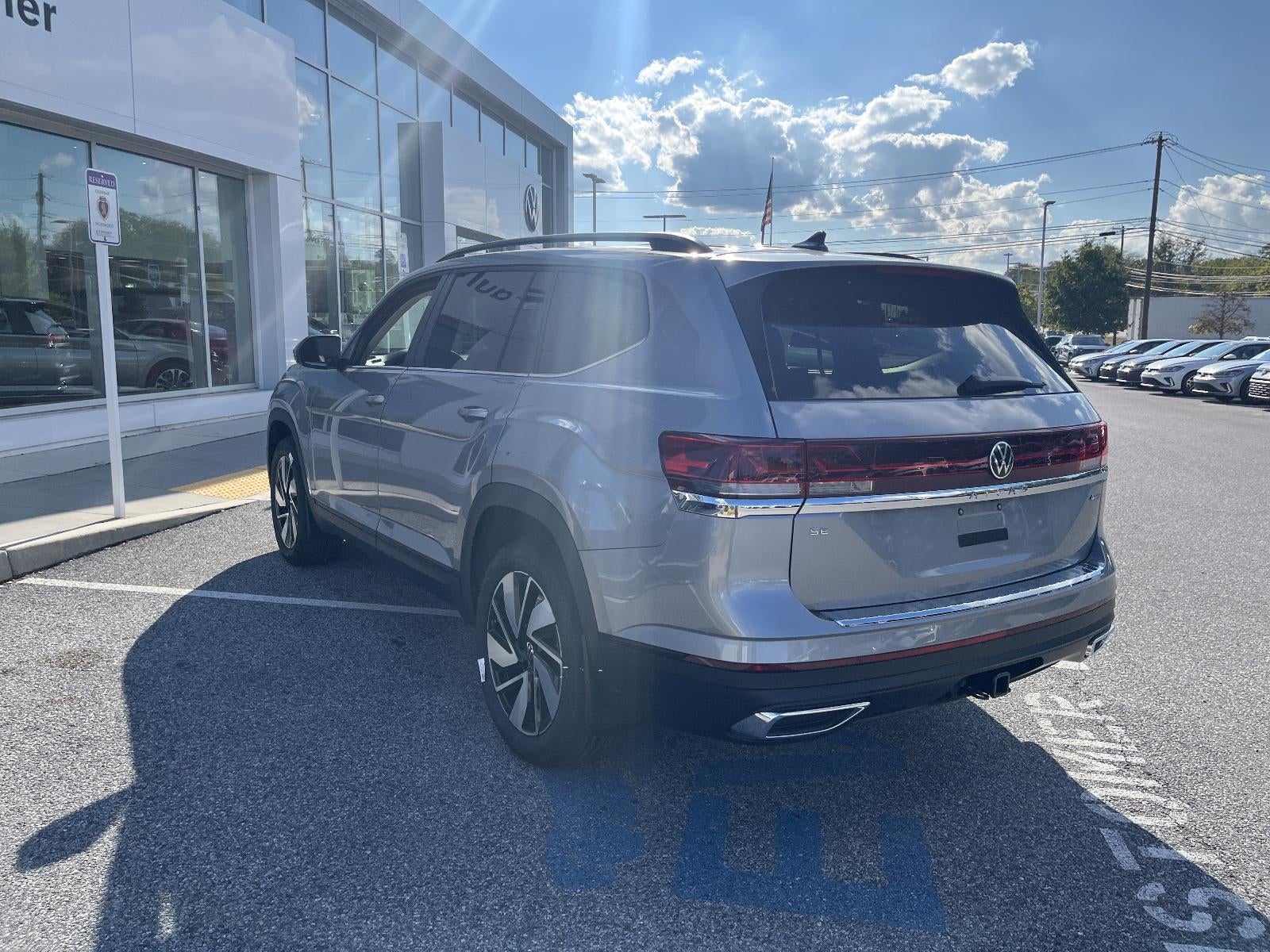 2026 Volkswagen Atlas 2.0T SE w/Technology 4MOTION