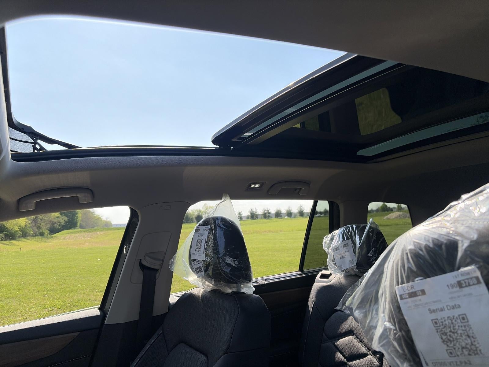 2026 Volkswagen Atlas 2.0T SE w/Technology 4MOTION