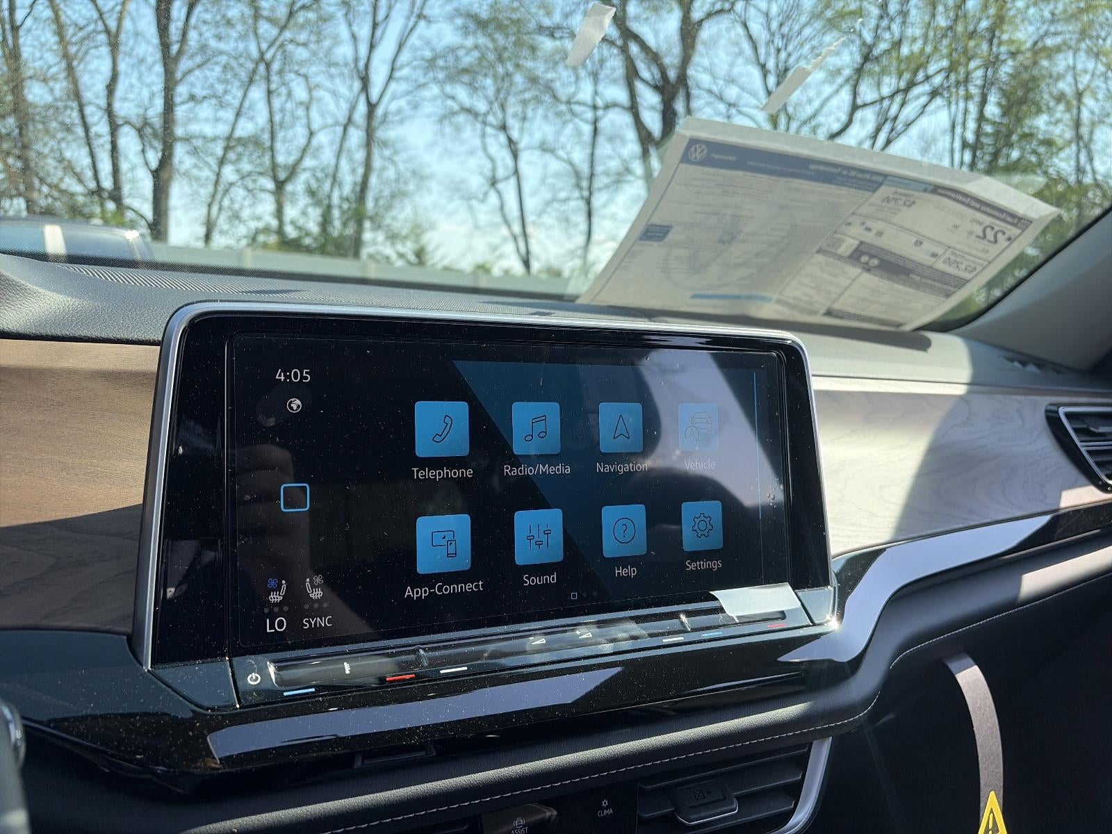 2026 Volkswagen Atlas 2.0T SE w/Technology 4MOTION