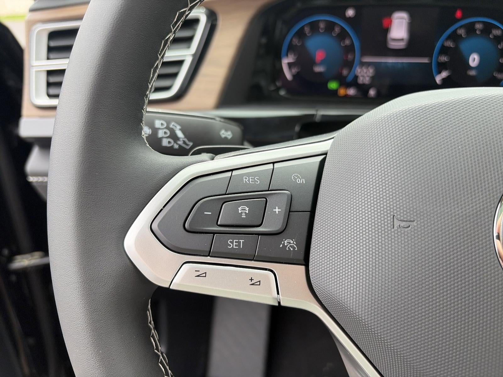 2026 Volkswagen Atlas 2.0T SE w/Technology 4MOTION