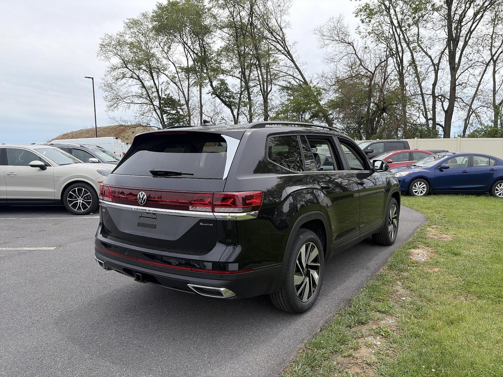 2026 Volkswagen Atlas 2.0T SE w/Technology 4MOTION