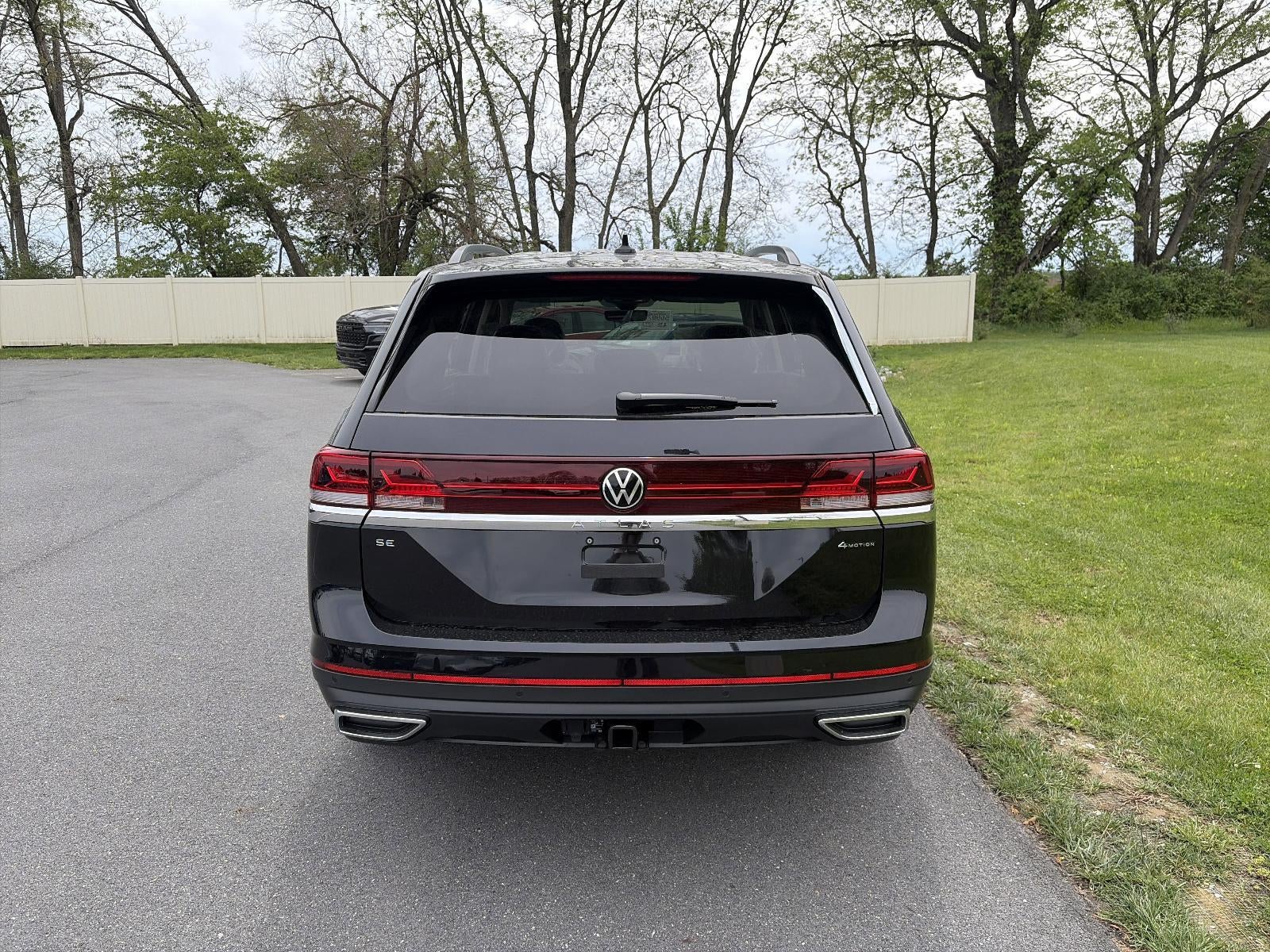 2026 Volkswagen Atlas 2.0T SE w/Technology 4MOTION