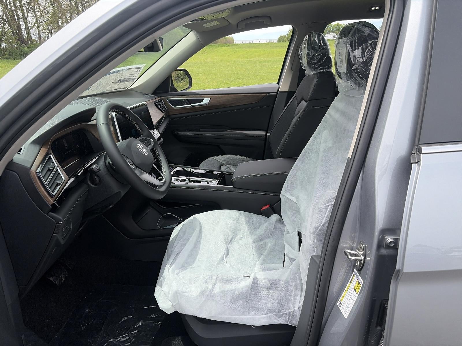 2026 Volkswagen Atlas 2.0T SE w/Technology 4MOTION