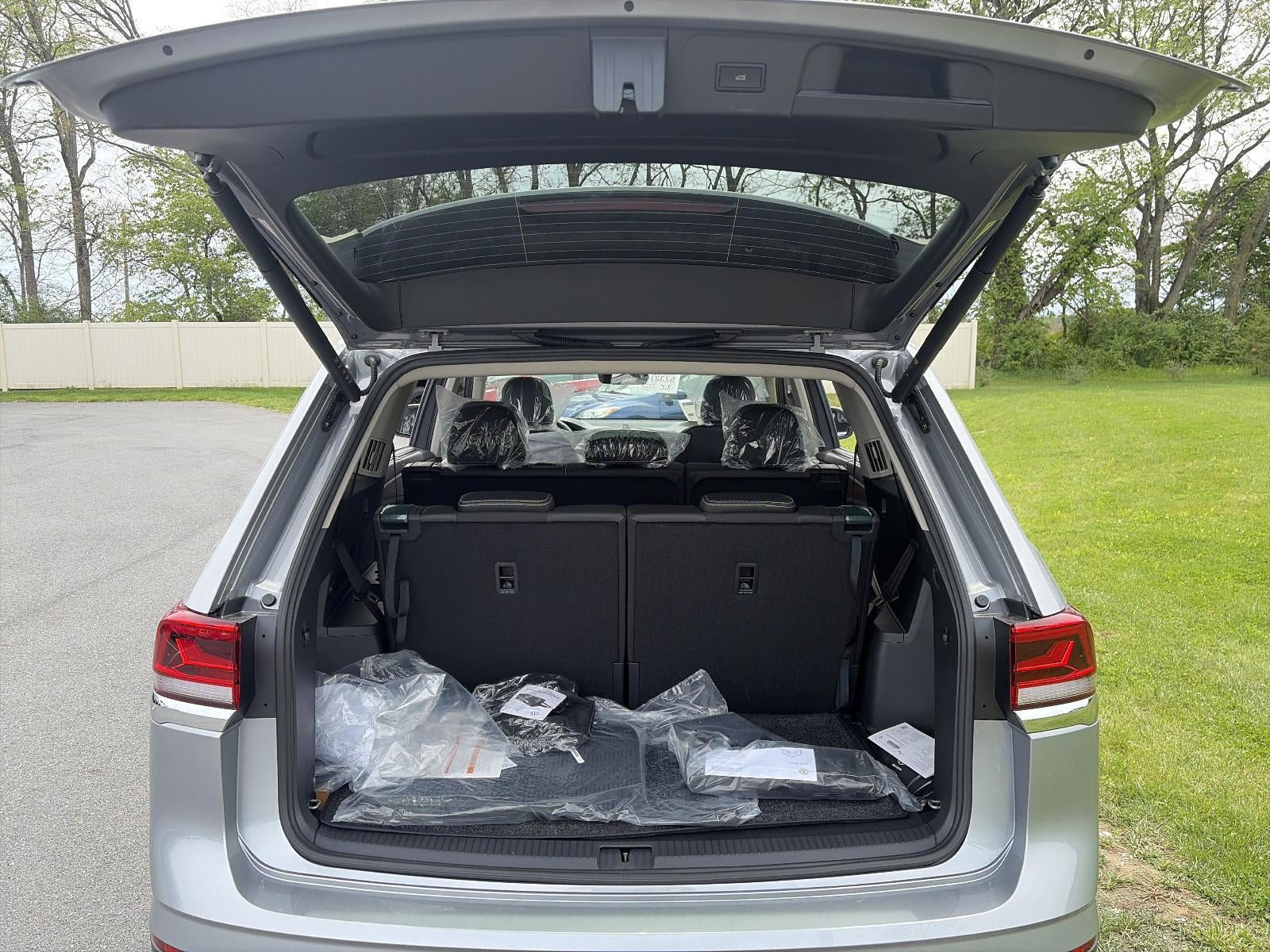 2026 Volkswagen Atlas 2.0T SE w/Technology 4MOTION