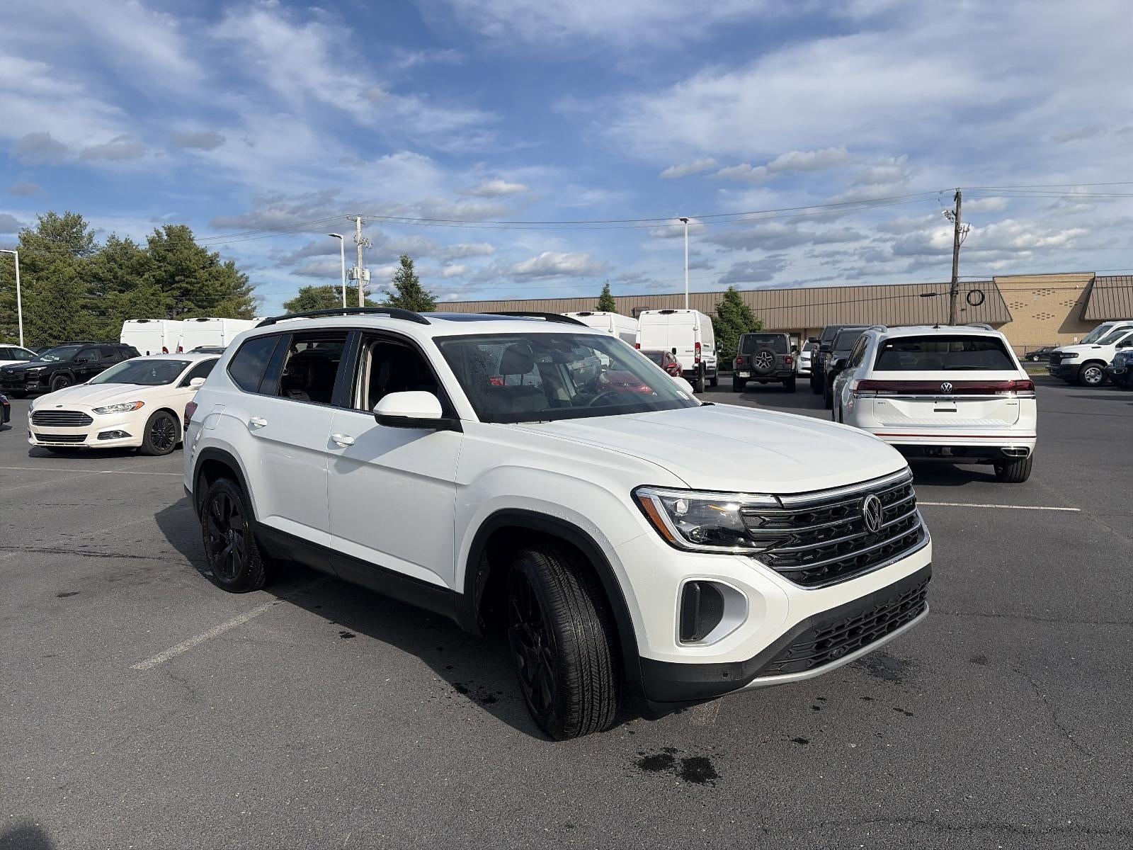 2026 Volkswagen Atlas 2.0T SE w/Technology 4MOTION