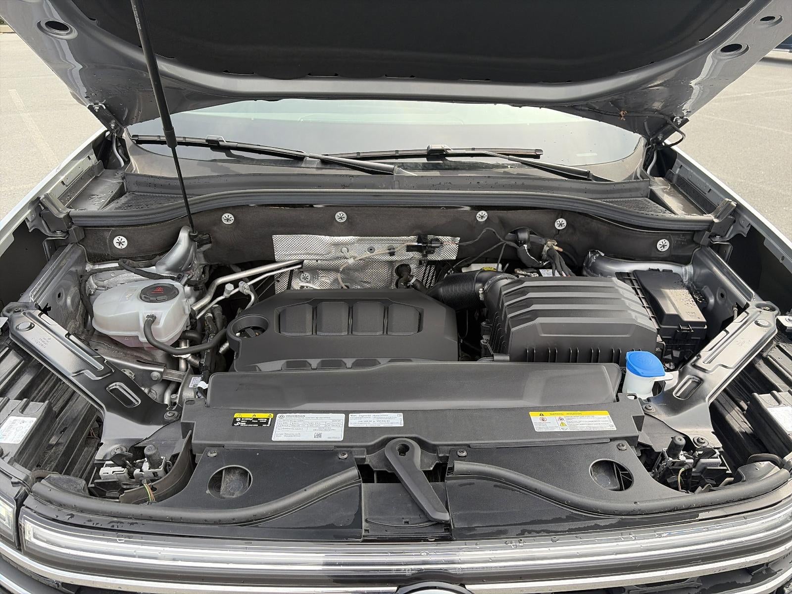 2024 Volkswagen Atlas 2.0T SE w/Technology 4MOTION