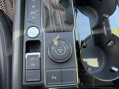 2023 Volkswagen Atlas Cross Sport 3.6L V6 SEL R-Line Black 4MOTION
