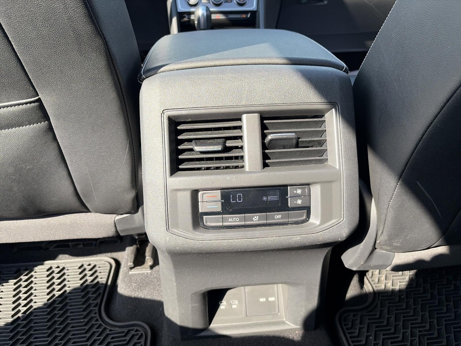 2023 Volkswagen Atlas 3.6L V6 SEL R-Line Black 4MOTION