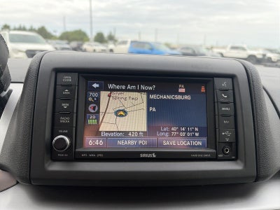 2014 Volkswagen Routan 4dr Wgn SE w/RSE & Navigation
