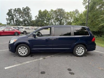 2014 Volkswagen Routan 4dr Wgn SE w/RSE & Navigation