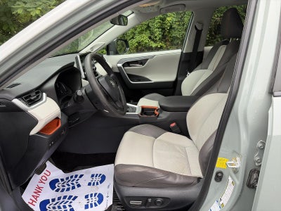 2019 Toyota RAV4 Adventure AWD (Natl)