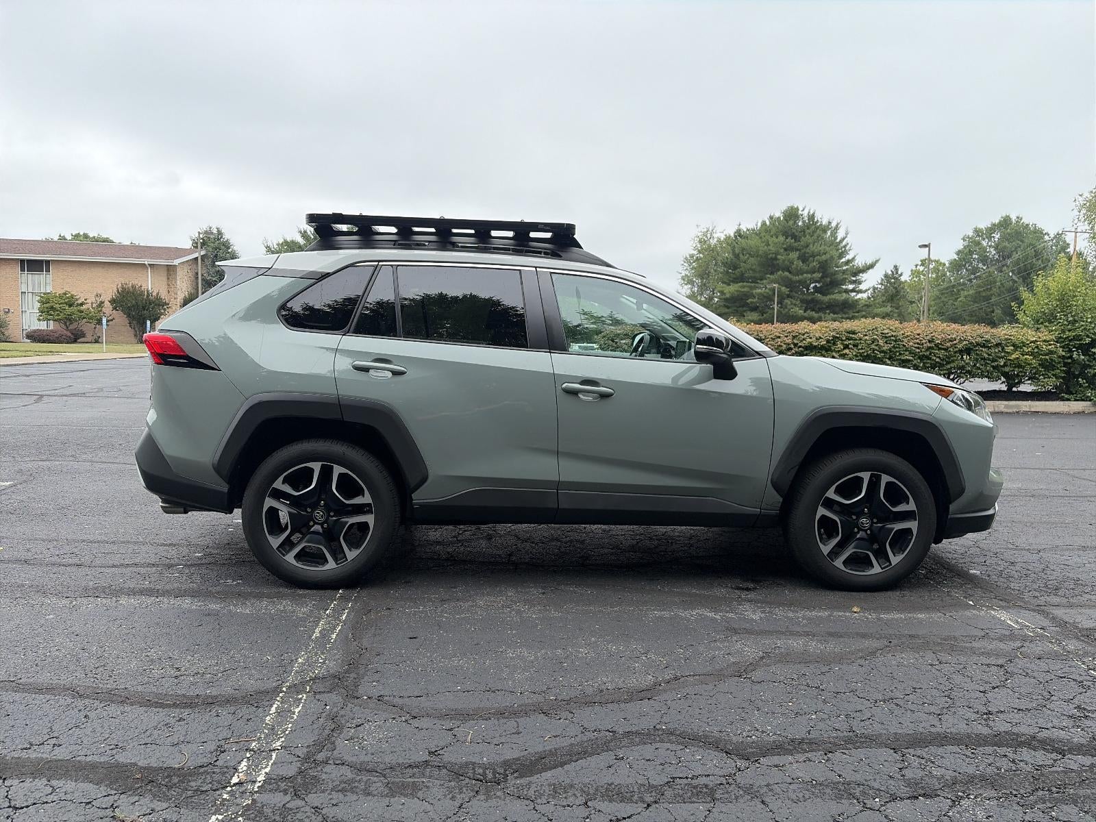 2019 Toyota RAV4 Adventure AWD (Natl)