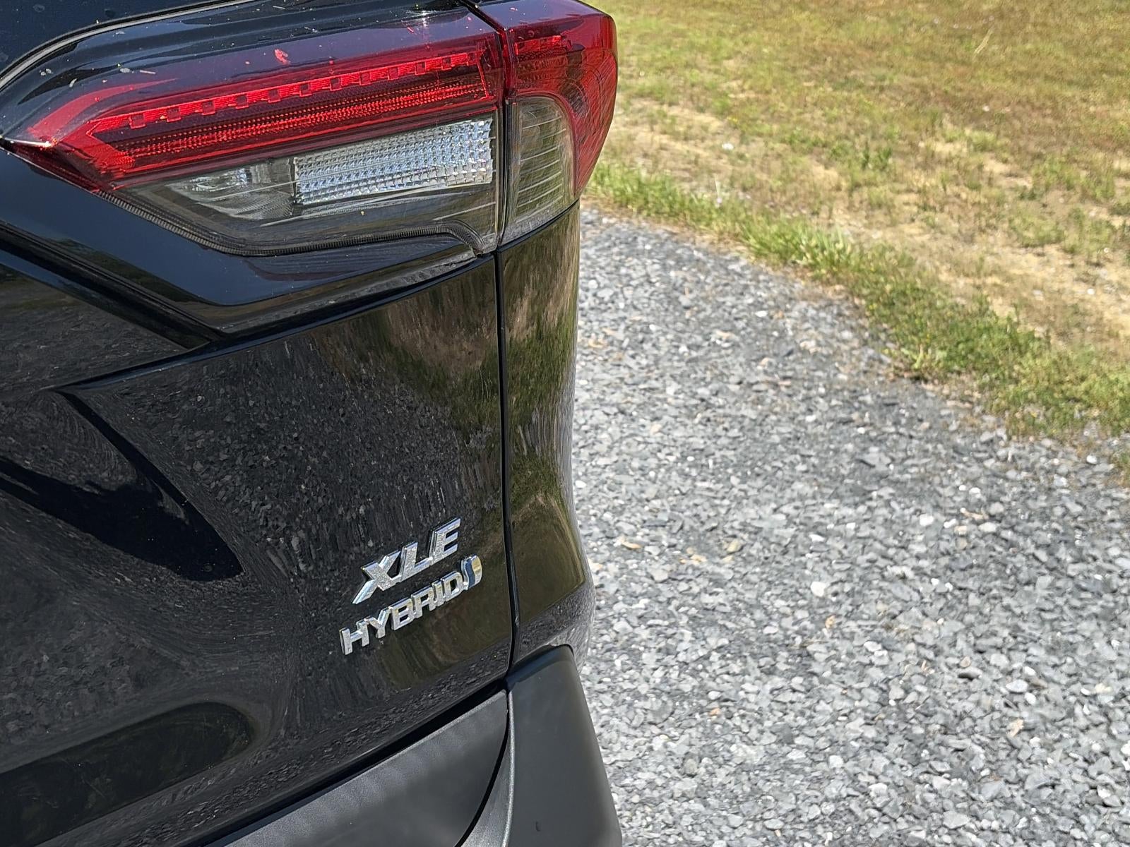 2021 Toyota RAV4 Hybrid XLE AWD (Natl)
