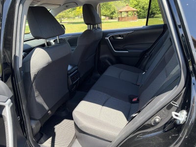 2021 Toyota RAV4 Hybrid XLE AWD (Natl)
