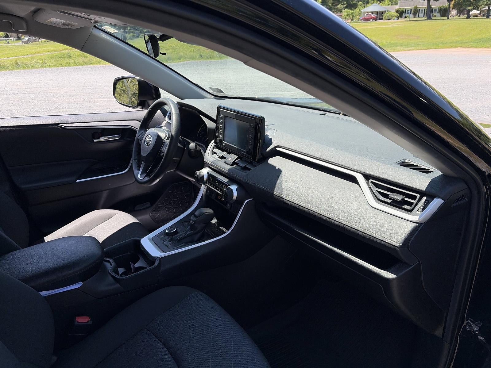 2021 Toyota RAV4 Hybrid XLE AWD (Natl)