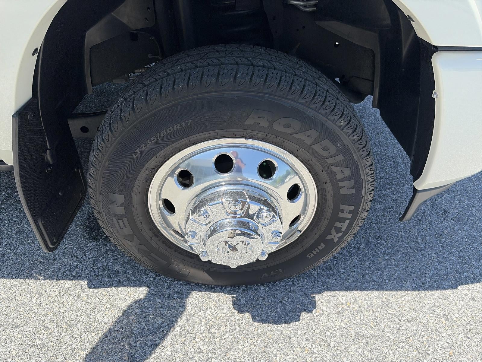 2023 RAM 3500 Longhorn 4x4 Crew Cab 8' Box