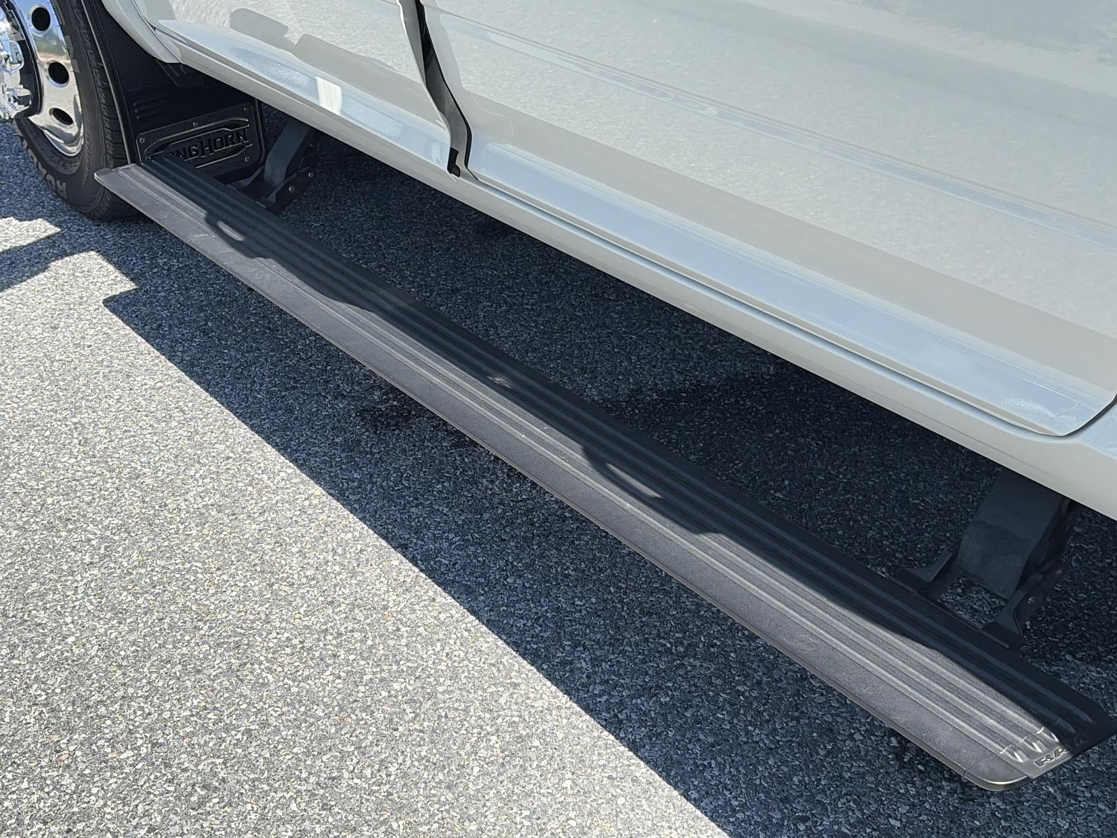 2023 RAM 3500 Longhorn 4x4 Crew Cab 8' Box