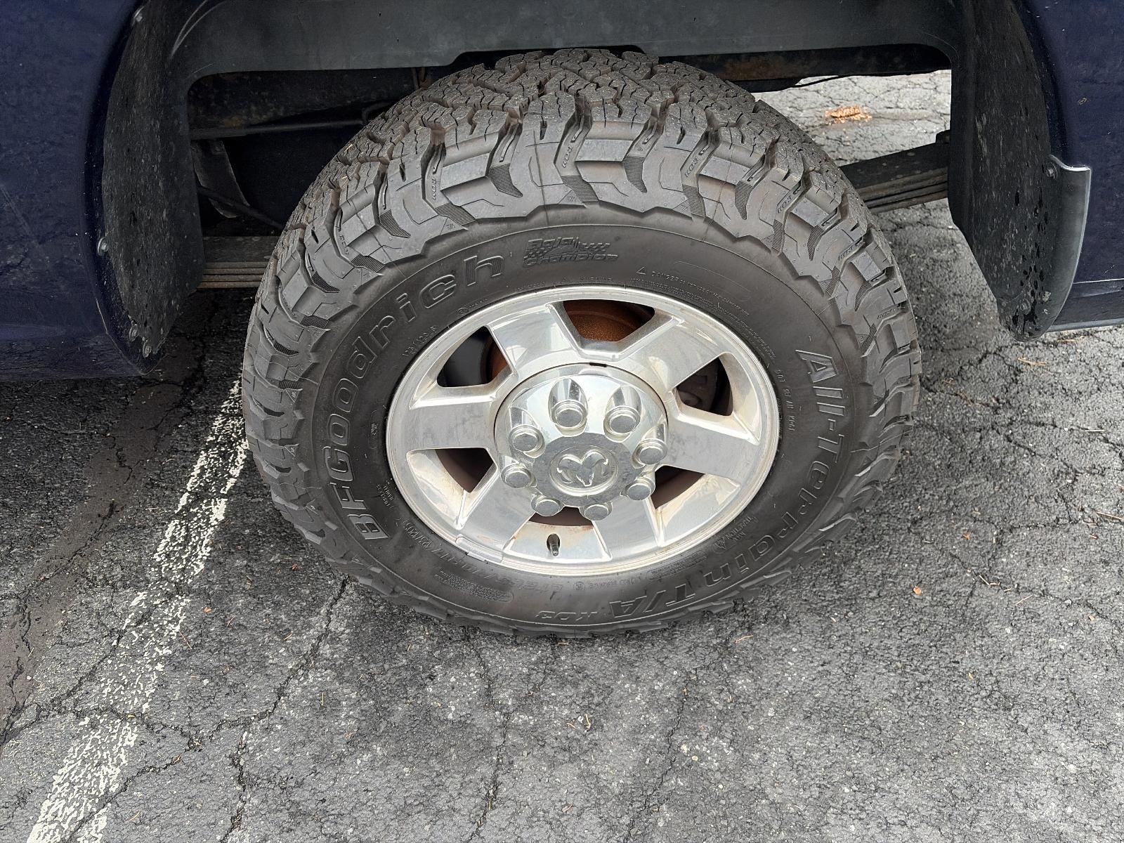 2012 RAM 2500 4WD Crew Cab 6.4 Ft Box Big Horn