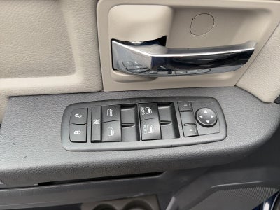2012 RAM 2500 4WD Crew Cab 6.4 Ft Box Big Horn