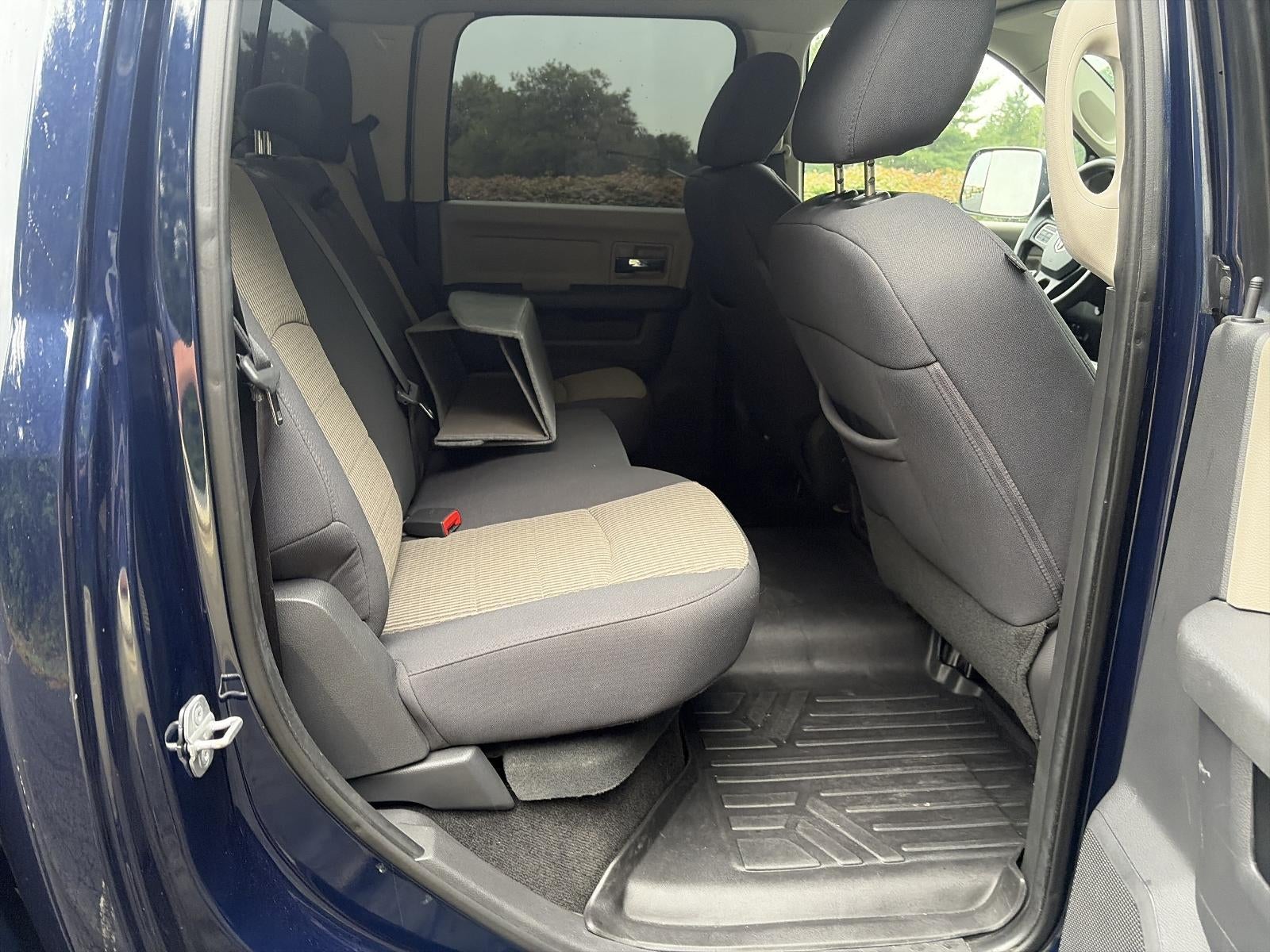 2012 RAM 2500 4WD Crew Cab 6.4 Ft Box Big Horn