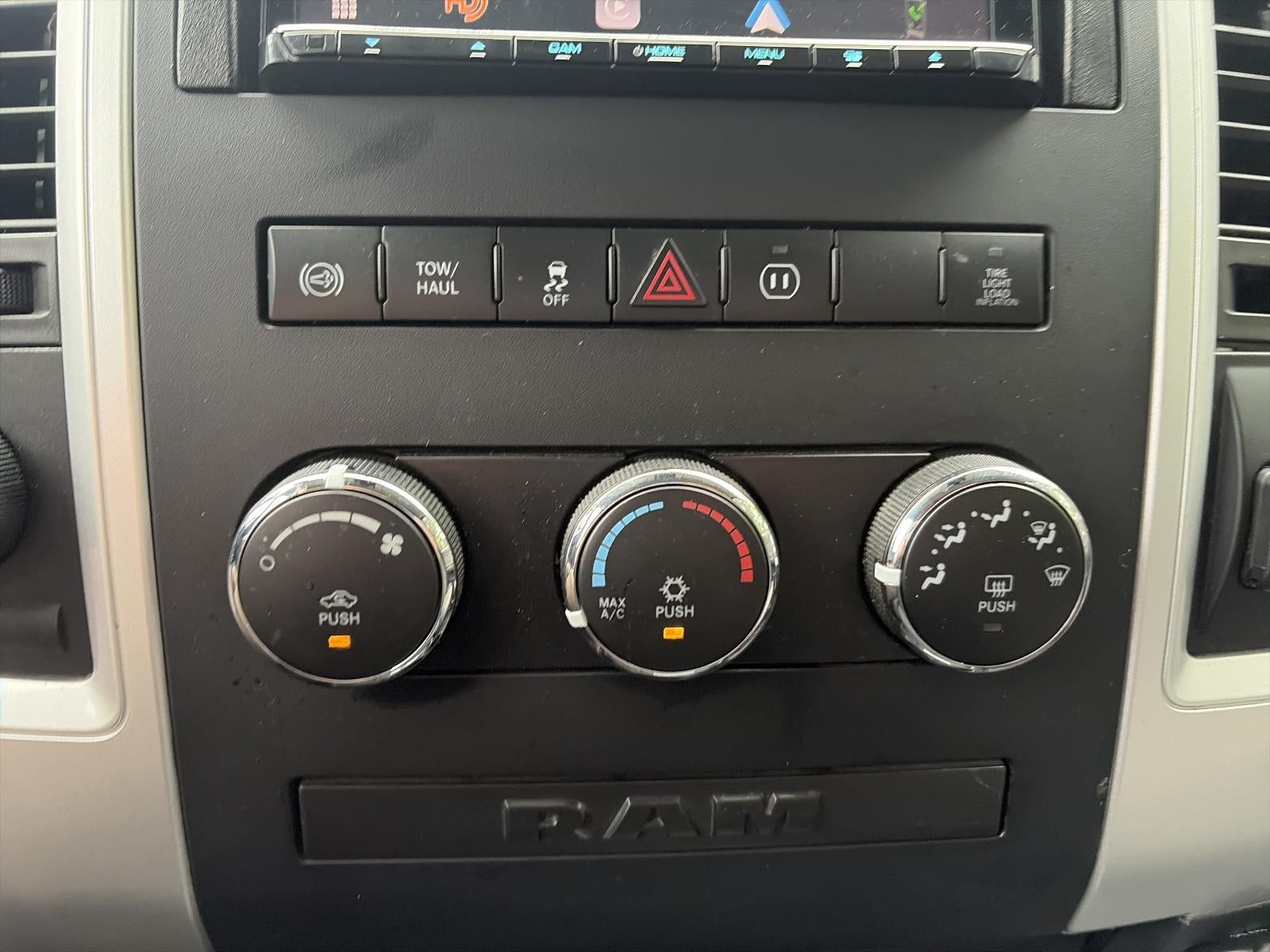 2012 RAM 2500 4WD Crew Cab 6.4 Ft Box Big Horn