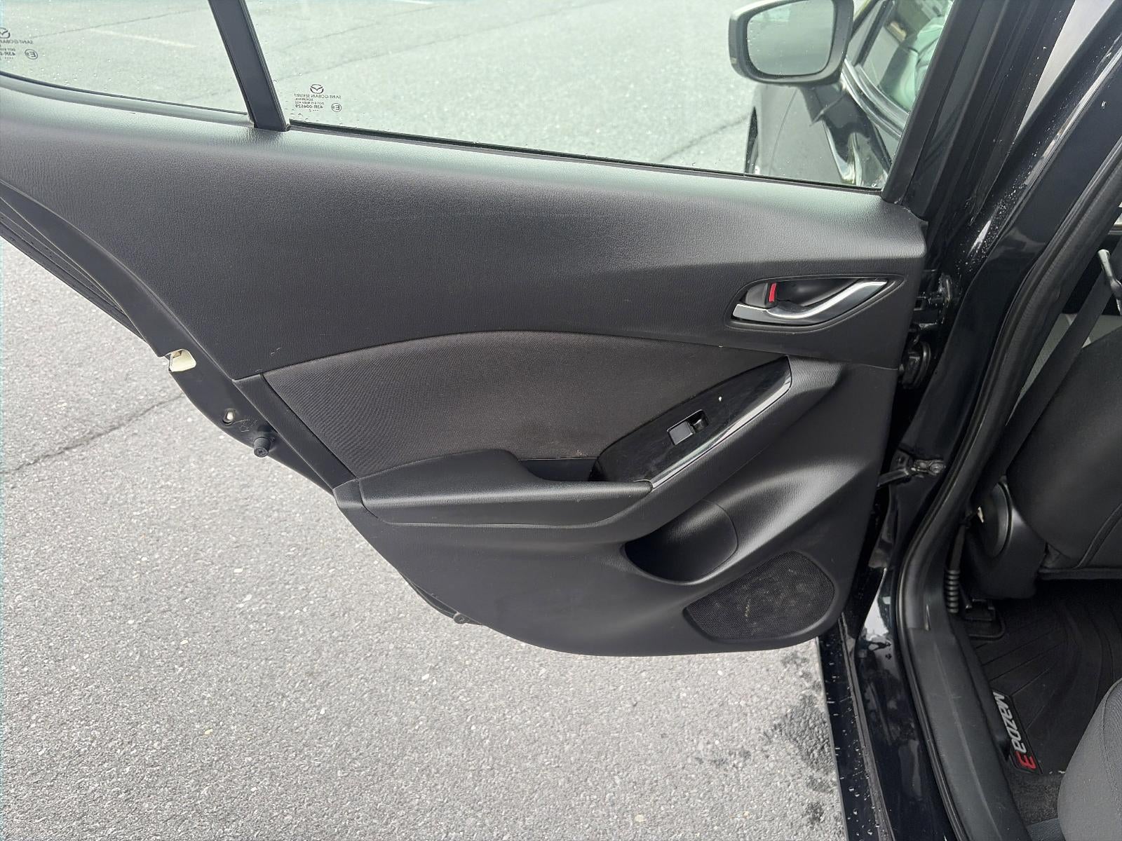 2018 Mazda Mazda3 4-Door Sport Auto
