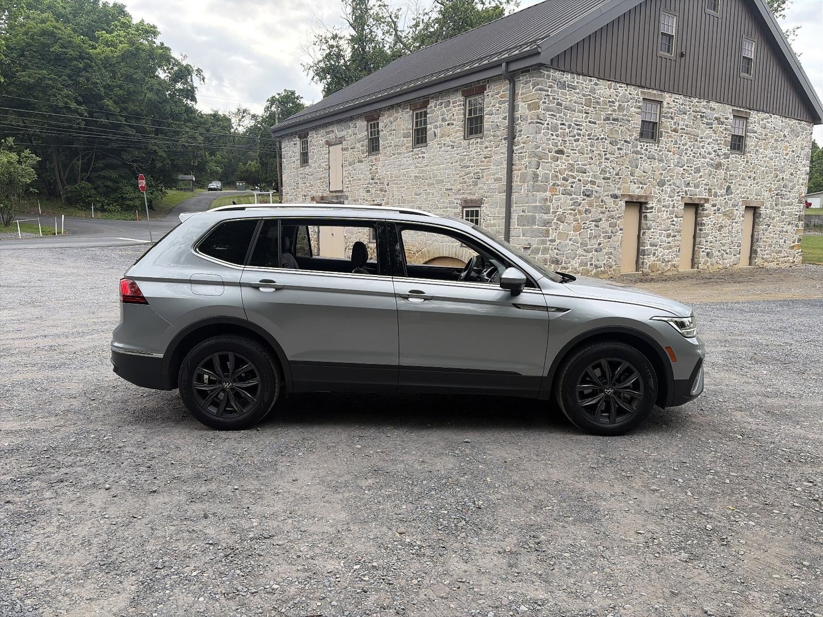2022 Volkswagen Tiguan 2.0T SE 4MOTION