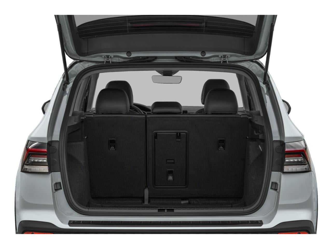 2026 Volkswagen Taos SE Black 4MOTION