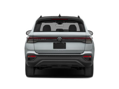 2026 Volkswagen Taos SE Black 4MOTION