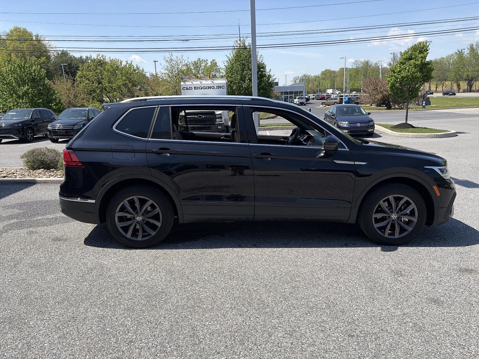 2023 Volkswagen Tiguan 2.0T SE FWD