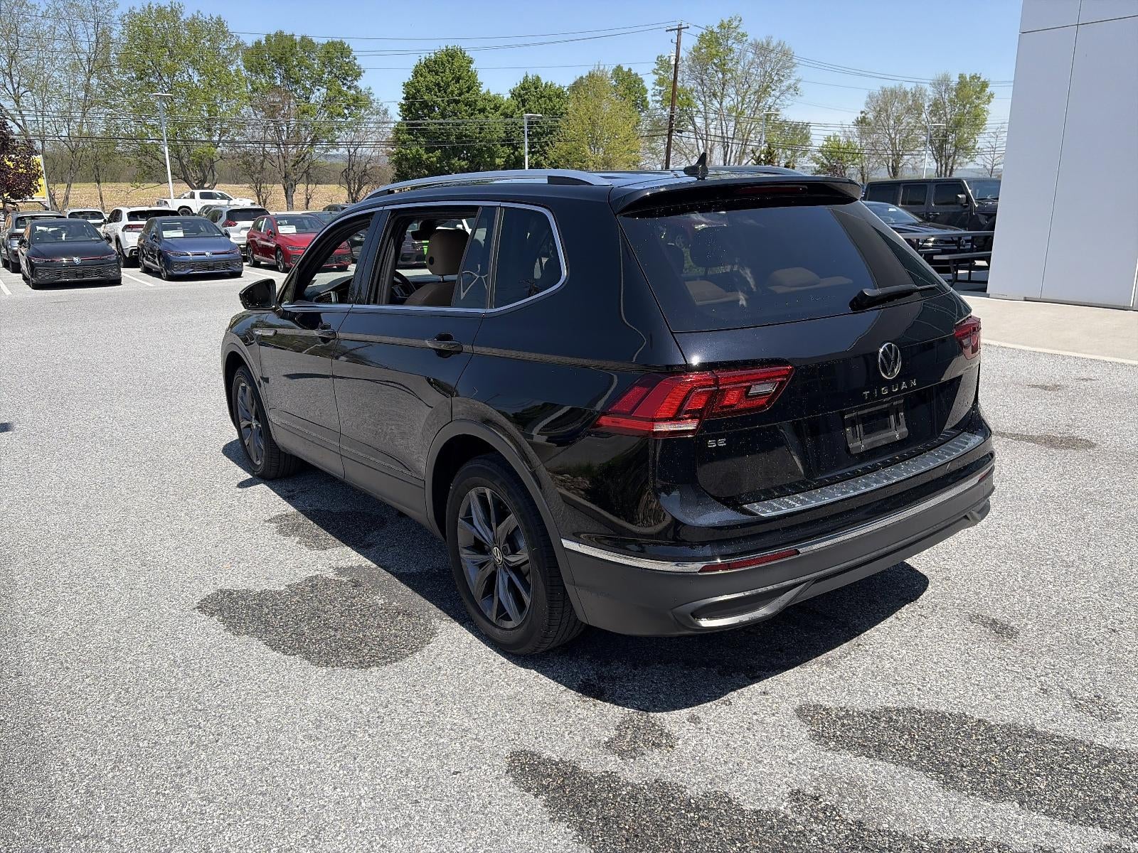 2023 Volkswagen Tiguan 2.0T SE FWD