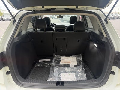 2027 Volkswagen Taos SE Black FWD