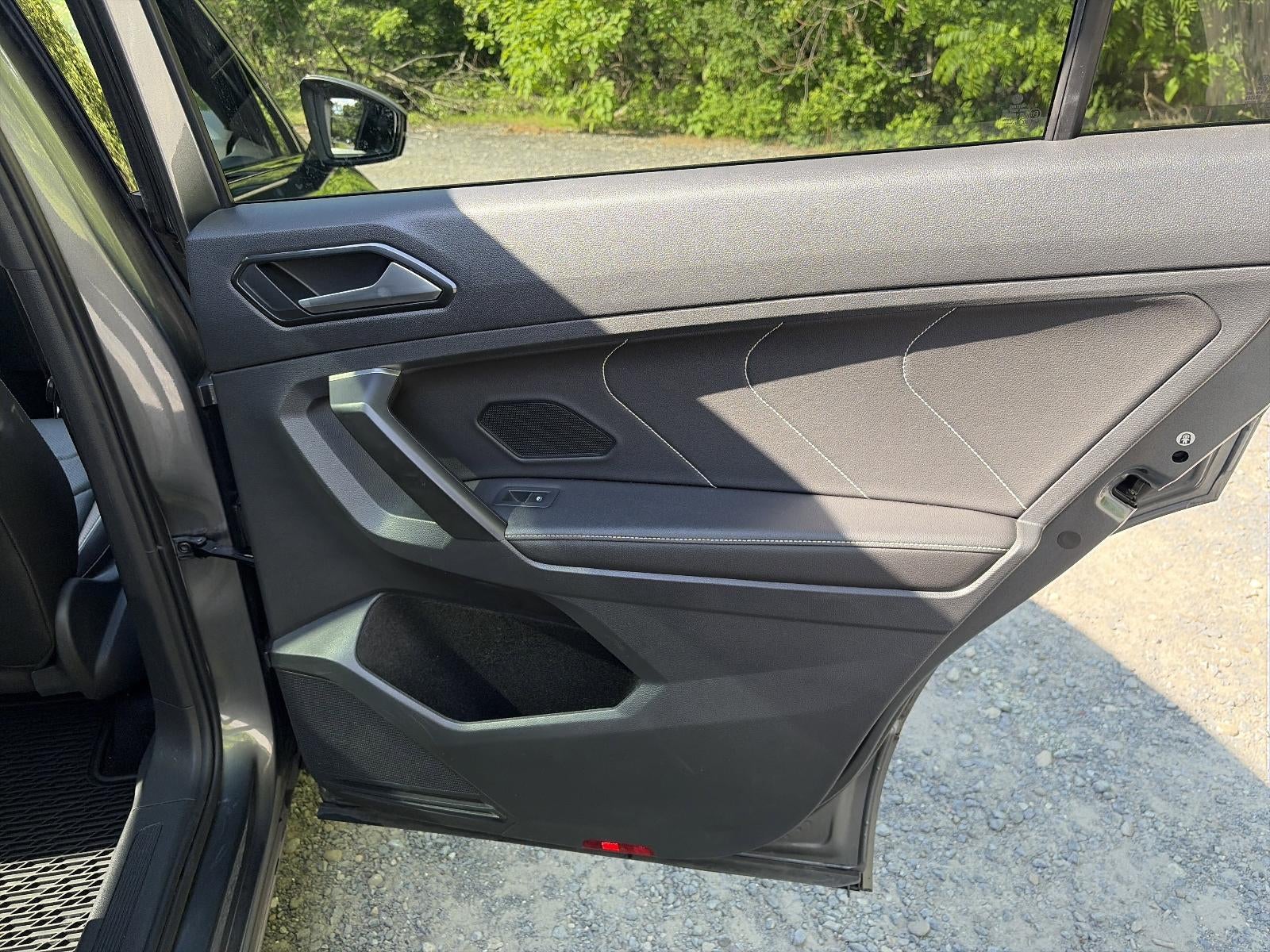 2022 Volkswagen Tiguan 2.0T SEL R-Line 4MOTION