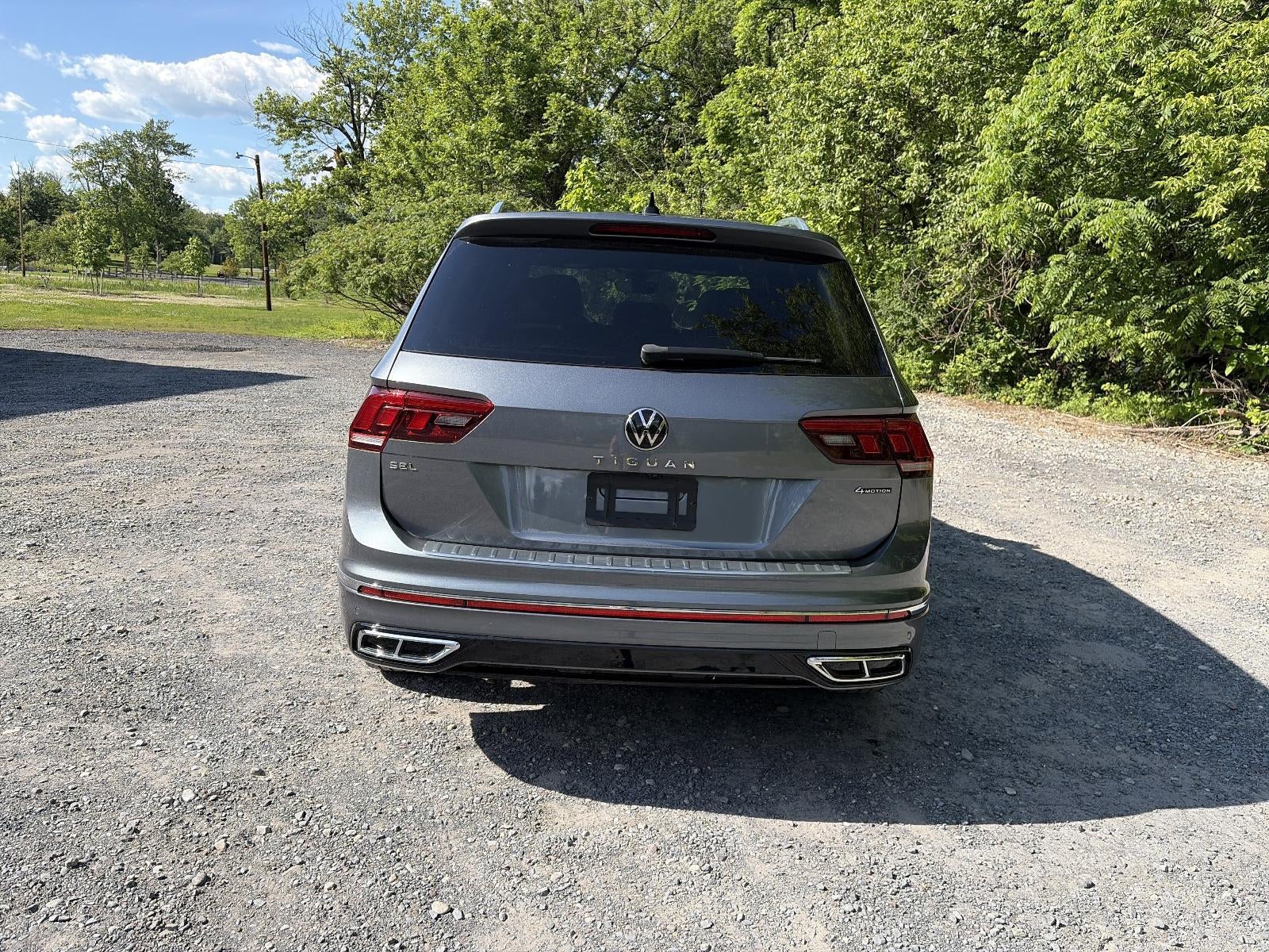 2022 Volkswagen Tiguan 2.0T SEL R-Line 4MOTION