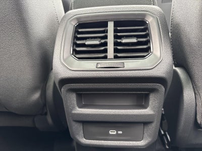 2025 Volkswagen Taos SEL 4MOTION