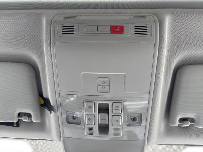 2025 Volkswagen Taos SEL 4MOTION