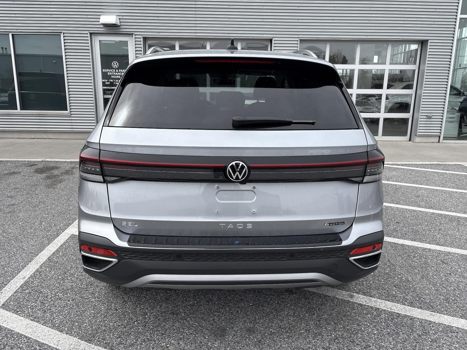 2025 Volkswagen Taos SEL 4MOTION