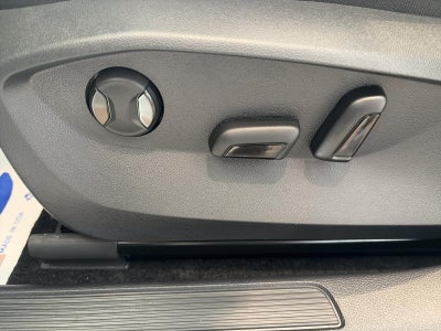 2026 Volkswagen Taos SEL 4MOTION