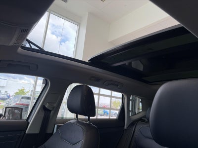 2026 Volkswagen Taos SEL 4MOTION