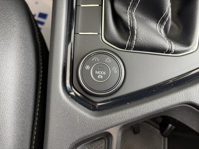 2026 Volkswagen Taos SEL 4MOTION