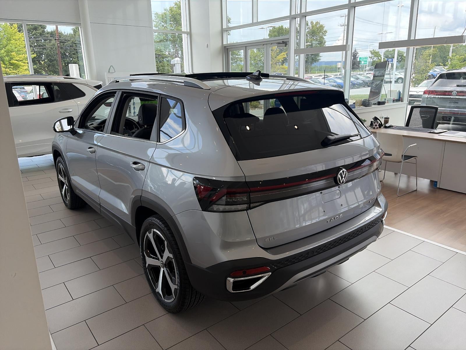2026 Volkswagen Taos SEL 4MOTION