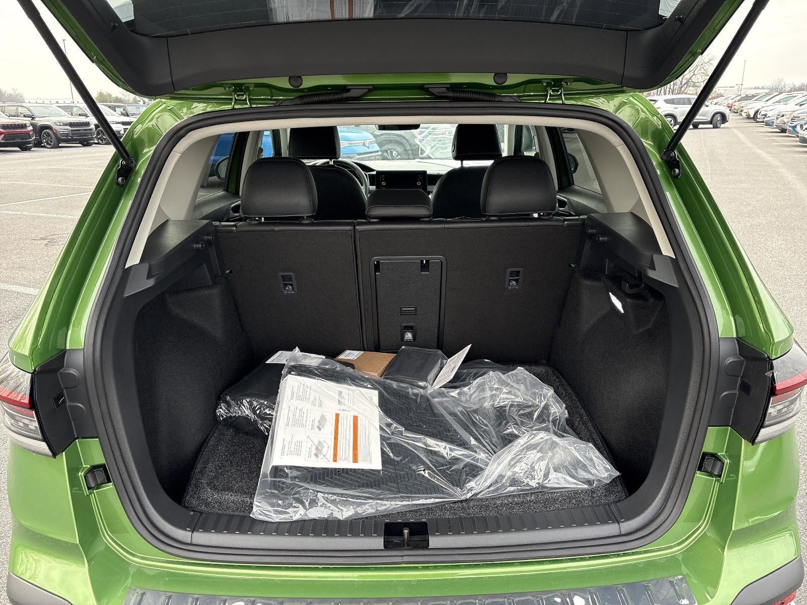 2026 Volkswagen Taos SEL 4MOTION