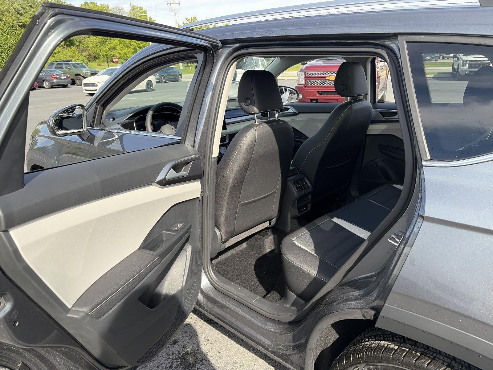 2026 Volkswagen Taos SEL 4MOTION