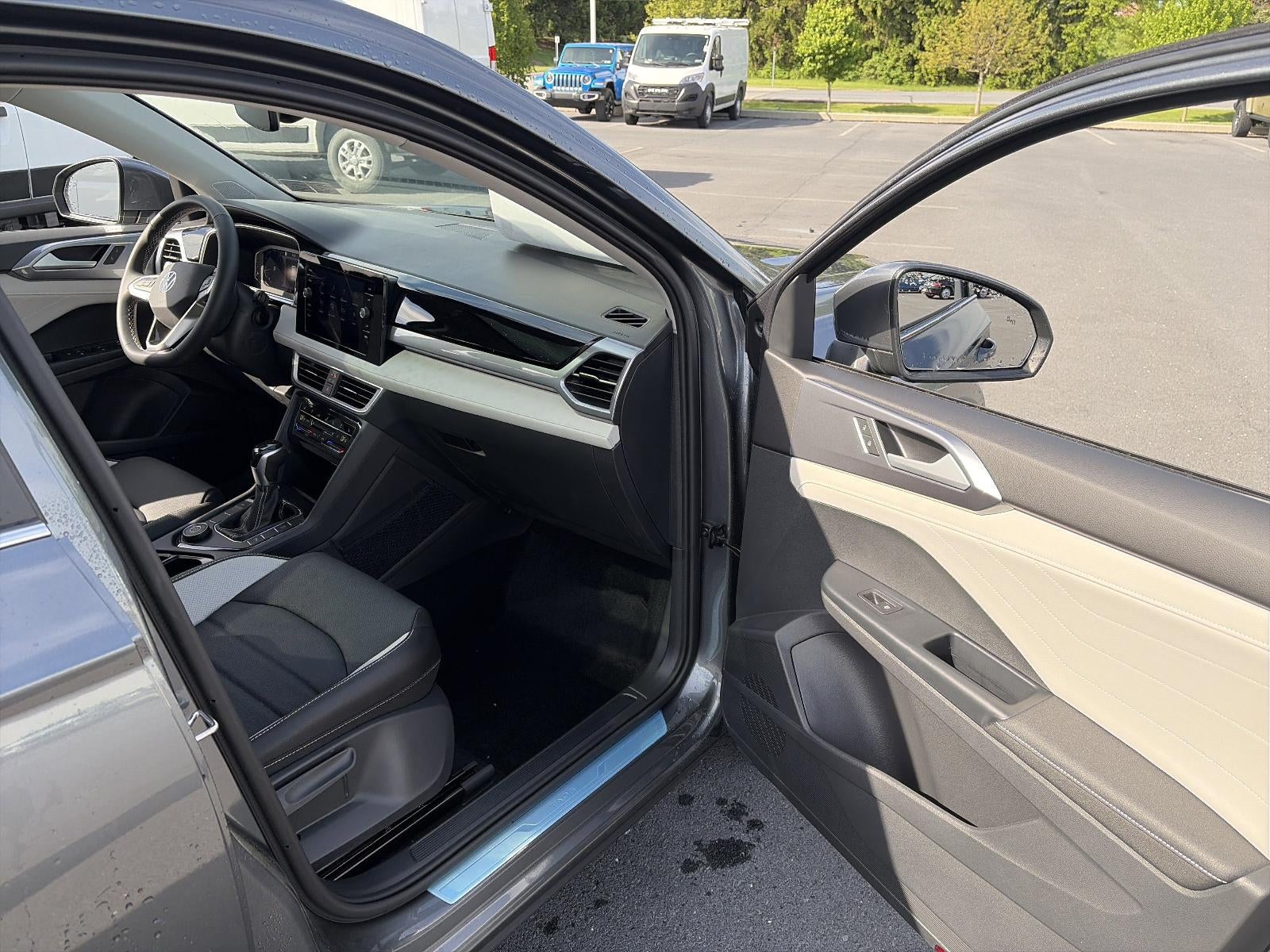 2026 Volkswagen Taos SEL 4MOTION