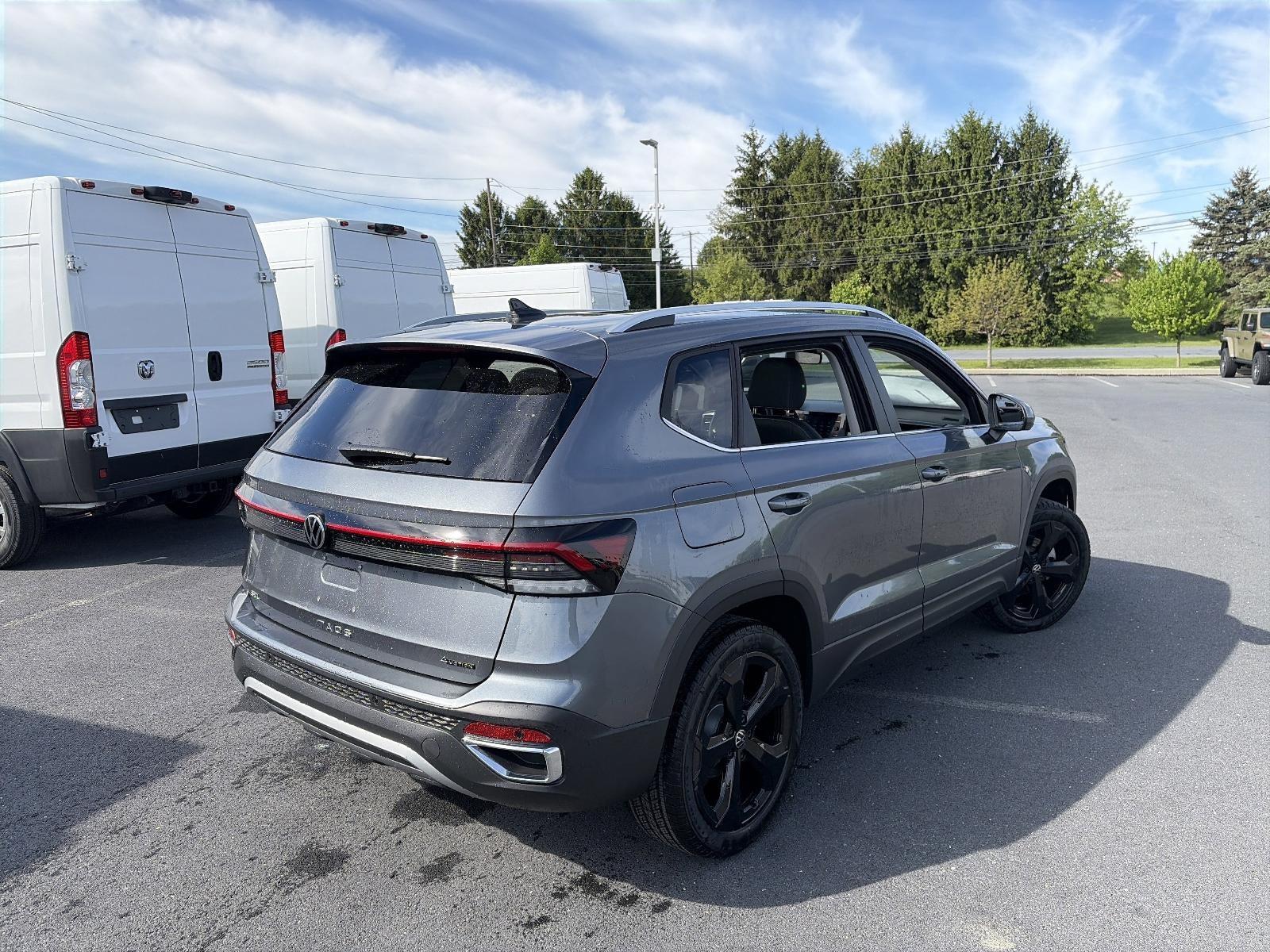 2026 Volkswagen Taos SEL 4MOTION