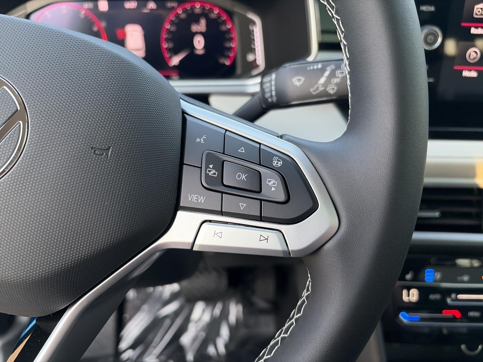 2027 Volkswagen Taos SEL 4MOTION