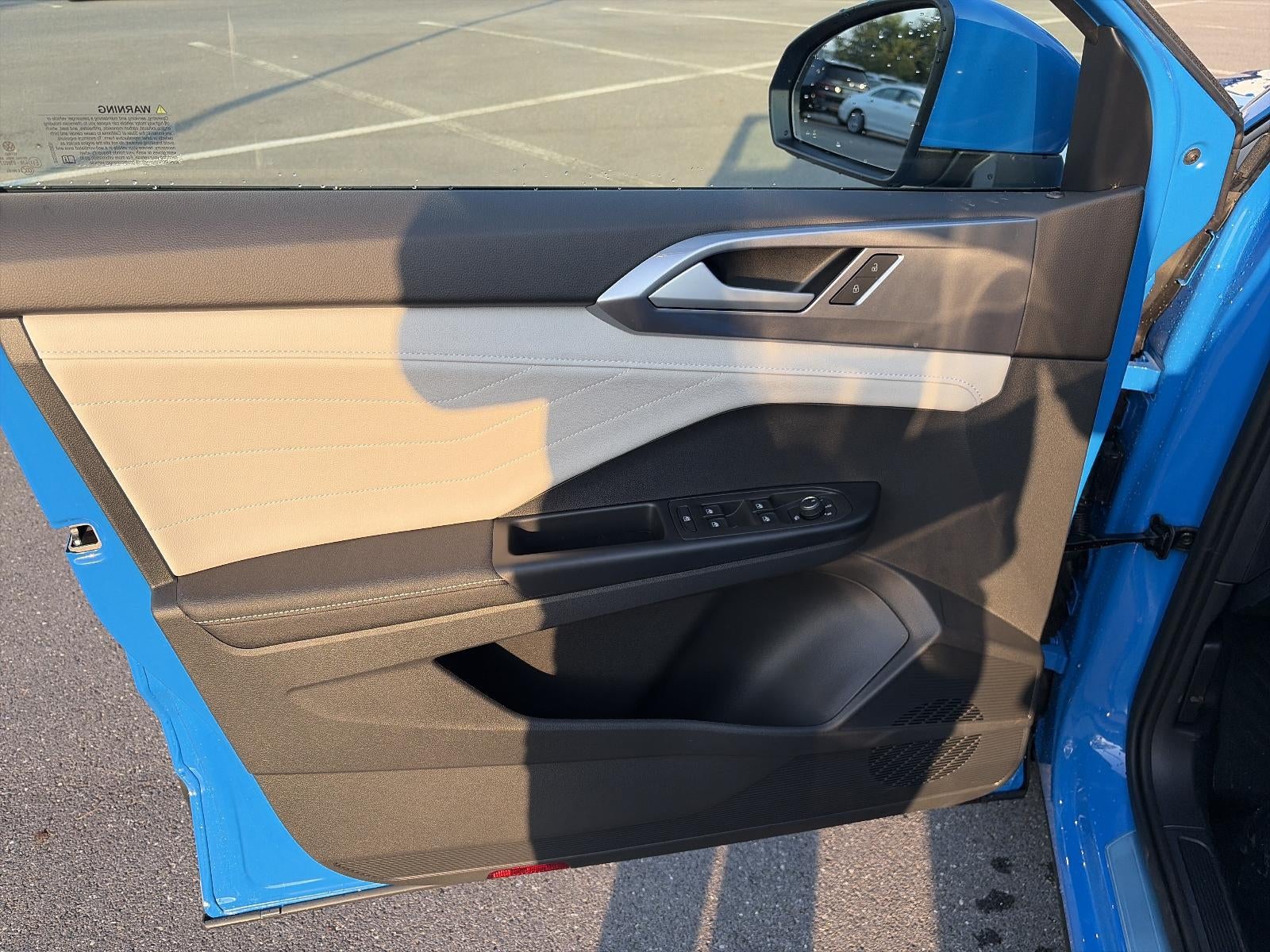 2027 Volkswagen Taos SEL 4MOTION